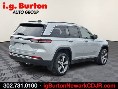 New 2025 Jeep Grand Cherokee Limited w/ Trailer Tow Package image 4