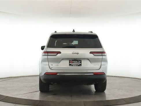 Used 2021 Jeep Grand Cherokee L Limited w/ Luxury Tech Group II image 11