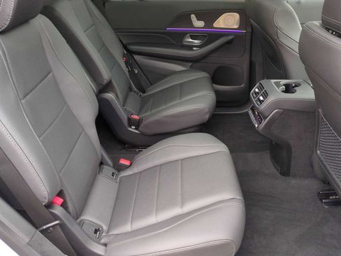 Used 2025 Mercedes-Benz GLS 450 4MATIC image 22