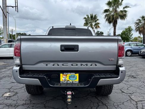 Used 2021 Toyota Tacoma TRD Off-Road w/ TRD Premium Off Road Package AWD/4WD image 5