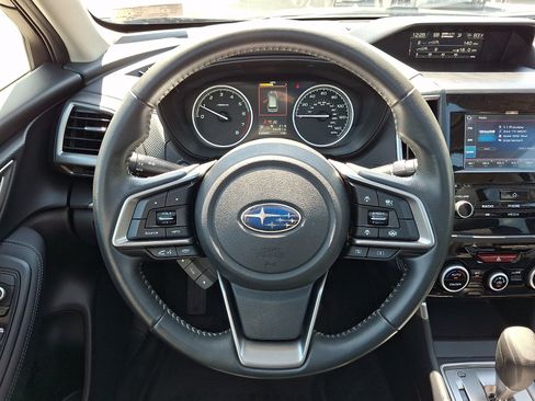Used 2020 Subaru Forester Premium AWD/4WD image 22