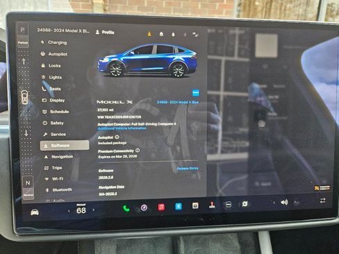 Used 2024 Tesla Model X image 4