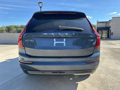 New 2026 Volvo XC90 T8 Ultra w/ Protection Package image 6
