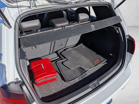 Used 2020 Volkswagen GTI SE image 19