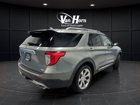Used 2020 Ford Explorer Platinum w/ Premium Technology Package AWD/4WD image 7