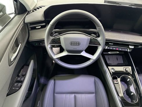 New 2026 Audi Q3 quattro 2.0T AWD/4WD image 9