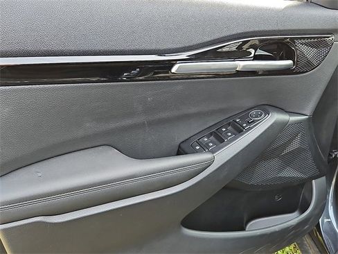 Used 2025 Kia Seltos S image 12