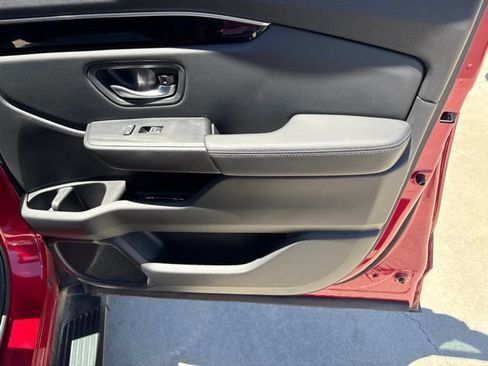 Certified 2025 Honda Pilot EX-L image 17