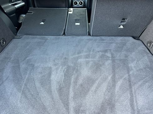 Used 2025 Mercedes-Benz GLA 250 4MATIC image 15