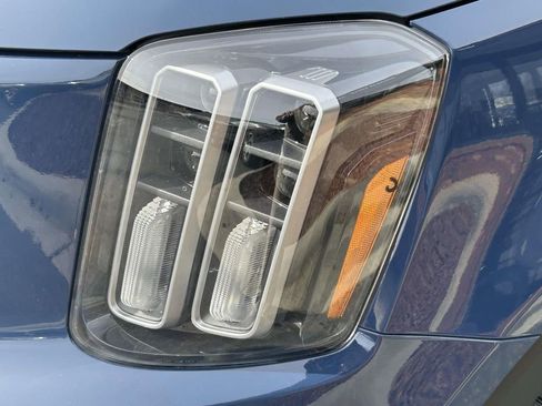 Certified 2024 Kia Telluride S w/ S Sunroof Package image 10