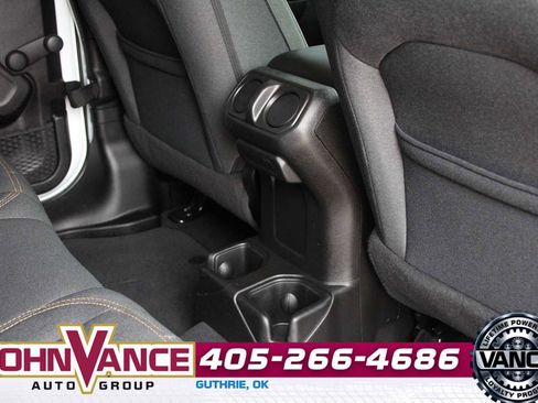 Used 2024 Jeep Wrangler Sport image 19