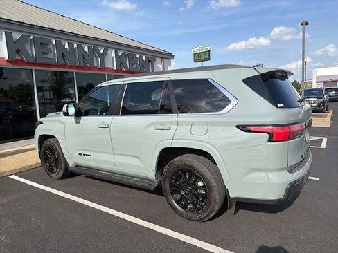 Used 2024 Toyota Sequoia SR5 w/ SR5 Premium Package image 15