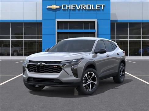 New 2026 Chevrolet Trax RS w/ Driver Confidence Package FWD image 6
