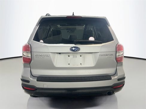 Used 2015 Subaru Forester 2.5i Limited image 7