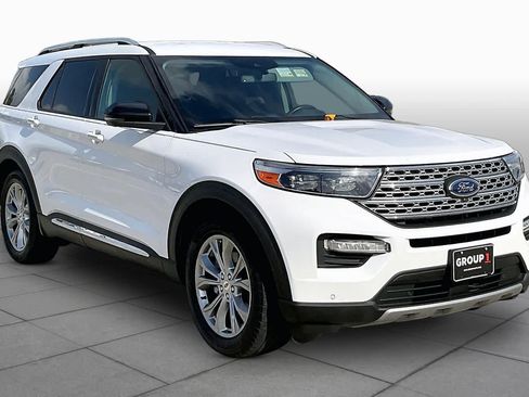 Used 2021 Ford Explorer Limited w/ Equipment Group 301A RWD image 3