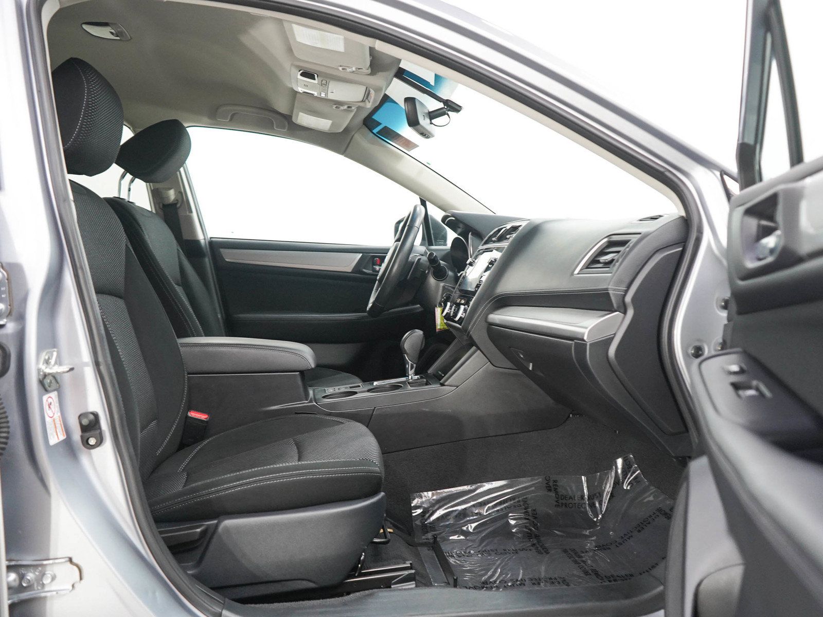 Used 2018 Subaru Outback 2.5i Premium AWD/4WD image 11