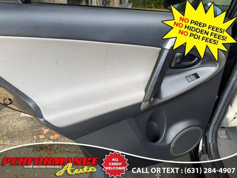 Used 2011 Toyota RAV4 4WD image 22