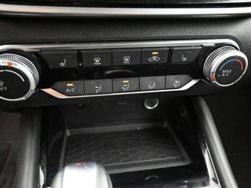 Used 2024 Nissan Altima 2.5 SR w/ SR Premium Package image 30