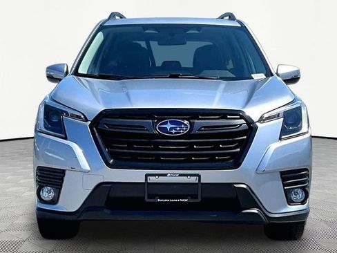 Used 2023 Subaru Forester Limited AWD/4WD image 2