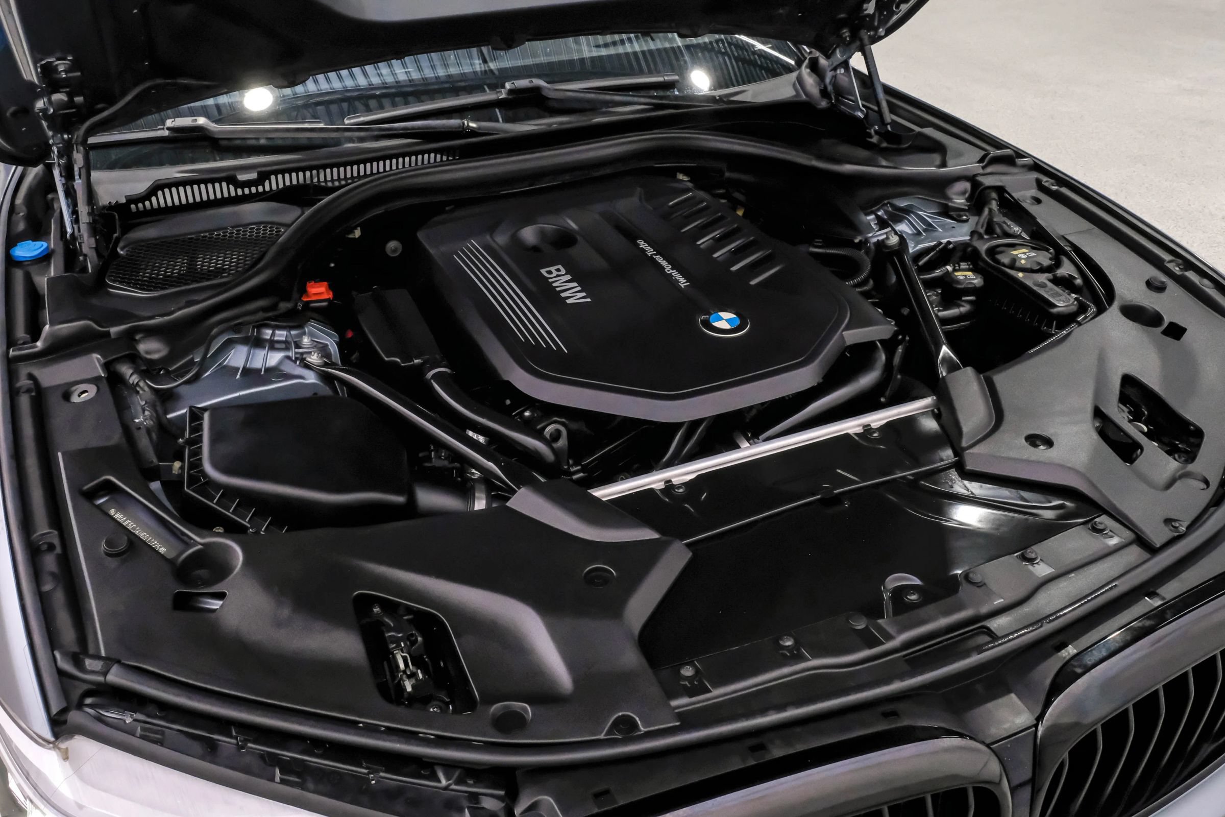 Used 2017 BMW 540i RWD image 66