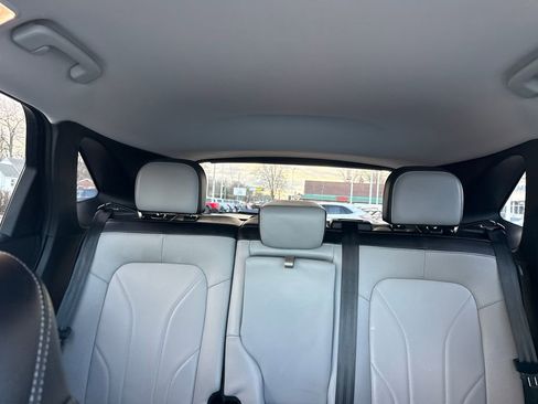 Used 2025 Ford Escape Platinum w/ Premium Technology Package image 45