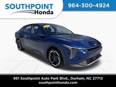 Used 2025 Kia K4 EX FWD image 1