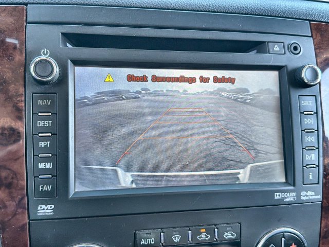 Used 2012 Chevrolet Avalanche LTZ AWD/4WD image 17