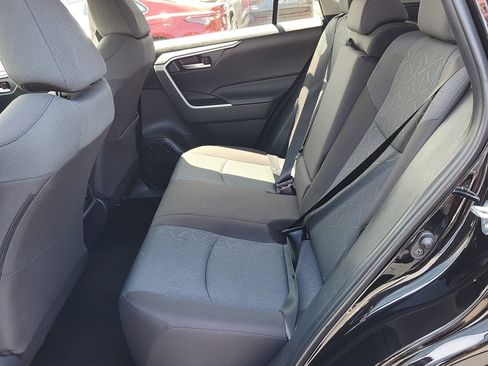 Certified 2025 Toyota RAV4 XLE AWD/4WD image 25