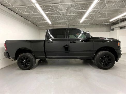 Used 2023 RAM 2500 Big Horn w/ Night Edition AWD/4WD image 41