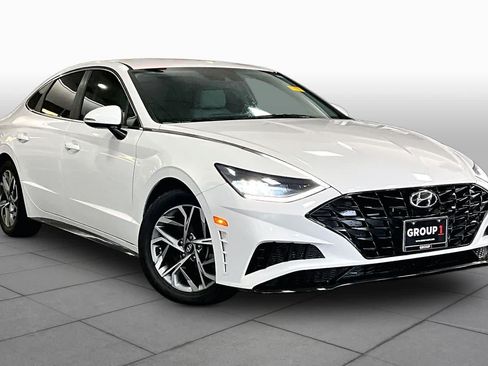 Used 2023 Hyundai Sonata SEL FWD image 3