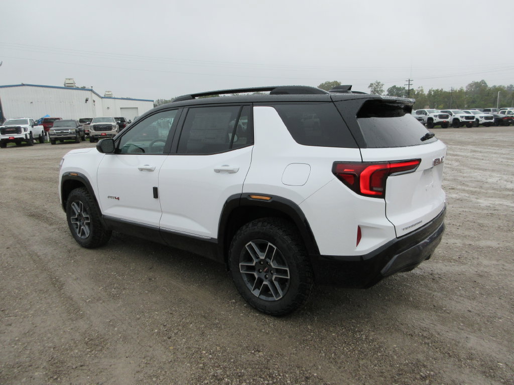 New 2027 GMC Terrain AT4 w/ LPO, Black Badging Package AWD/4WD image 5