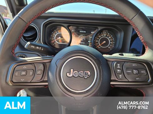 Used 2024 Jeep Wrangler Unlimited Rubicon image 24