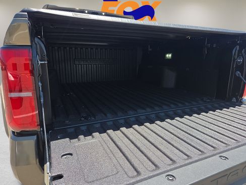 Certified 2024 Toyota Tacoma TRD Off-Road AWD/4WD image 13