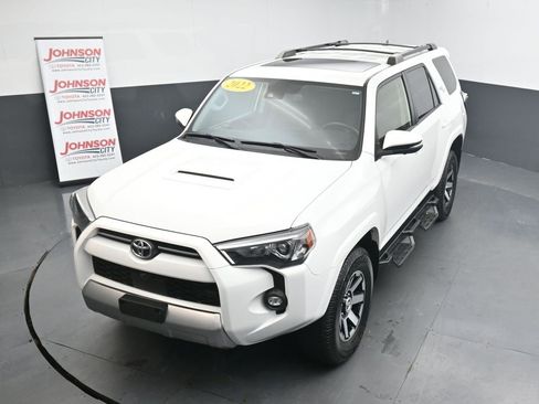 Used 2022 Toyota 4Runner TRD Off-Road Premium image 34