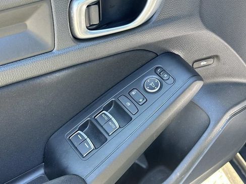 Used 2023 Honda Civic Sport image 18