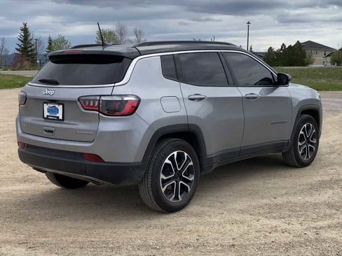 Used 2023 Jeep Compass Limited AWD/4WD image 8