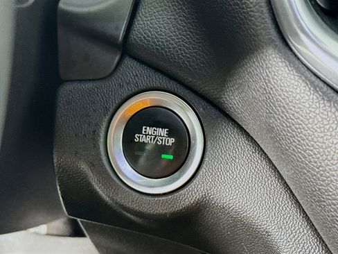 Used 2019 Chevrolet Equinox LT image 20