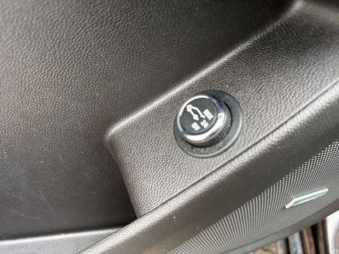 Certified 2018 Chevrolet Traverse Premier image 14