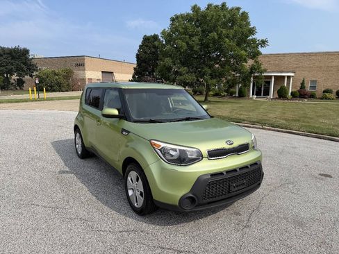Used 2014 Kia Soul FWD image 6