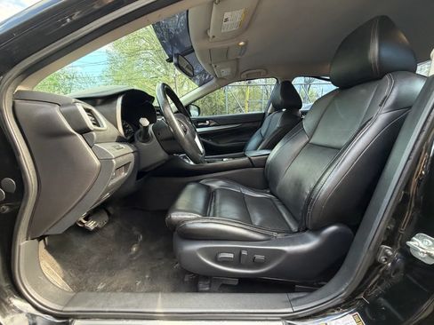 Used 2017 Nissan Maxima 3.5 SV FWD image 19