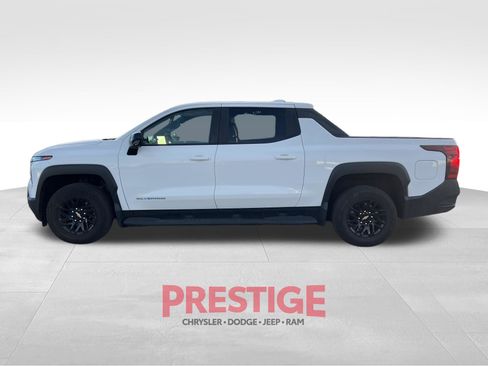 Used 2024 Chevrolet Silverado EV W/T image 9