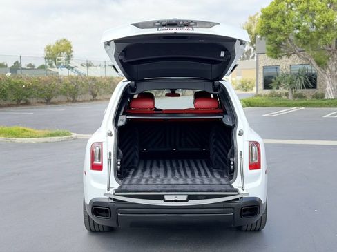 Used 2021 Rolls-Royce Cullinan AWD/4WD image 30