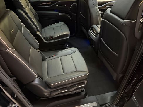 Certified 2024 Cadillac Escalade ESV Sport w/ Touring Package AWD/4WD image 50