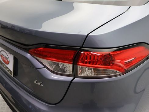 Certified 2023 Toyota Corolla LE image 9