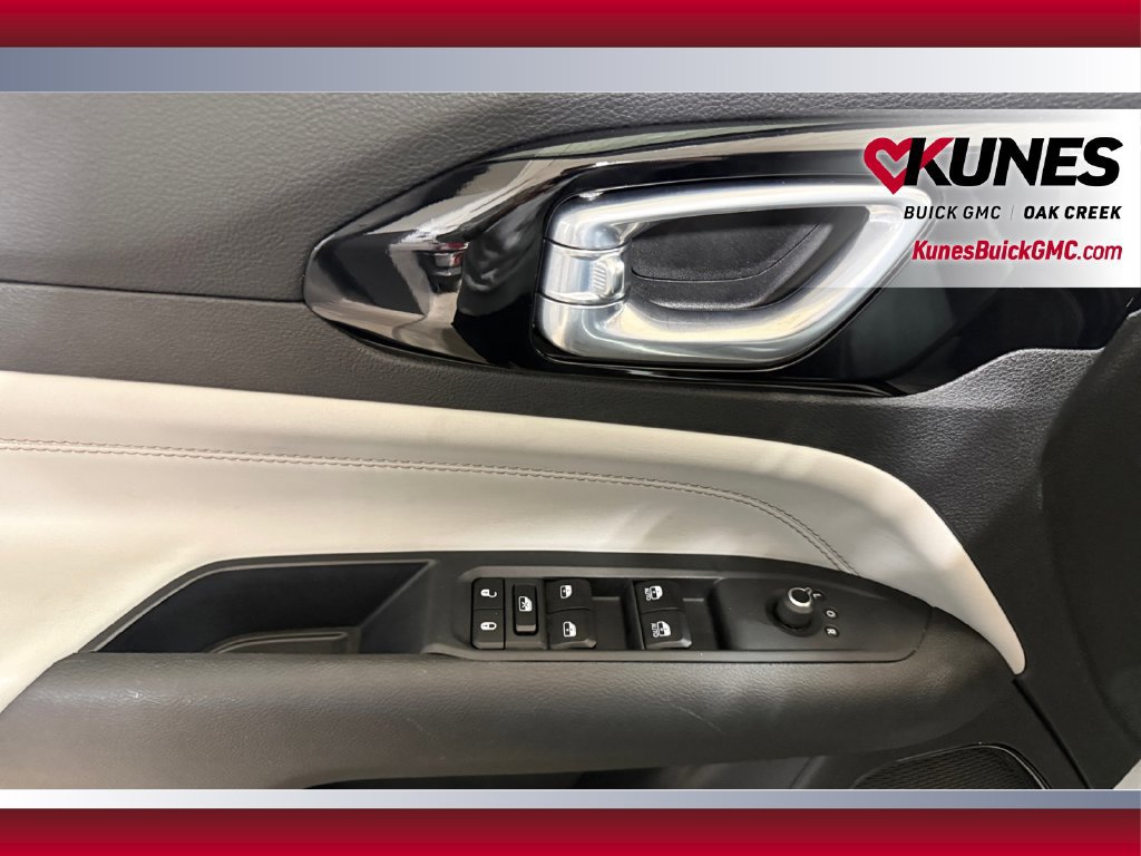 Used 2025 Jeep Compass Limited AWD/4WD image 21