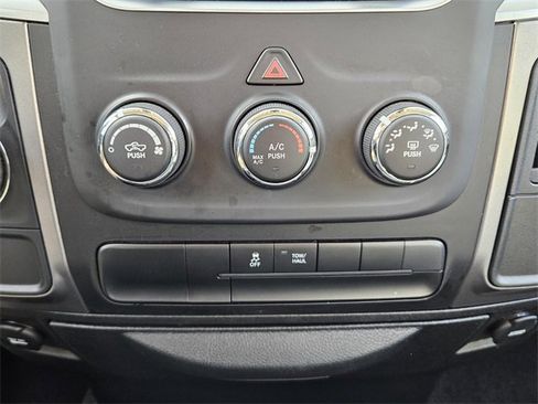 Used 2024 RAM 1500 Classic SLT image 20