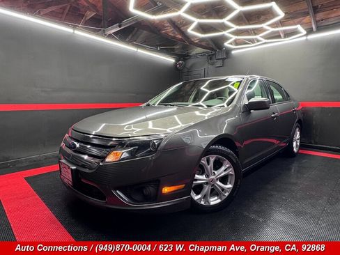 Used 2012 Ford Fusion SE image 2