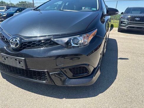 Used 2017 Toyota Corolla iM w/ All-Weather Mat Package FWD image 15