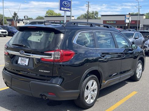 Used 2023 Subaru Ascent 8-Passenger AWD/4WD image 10