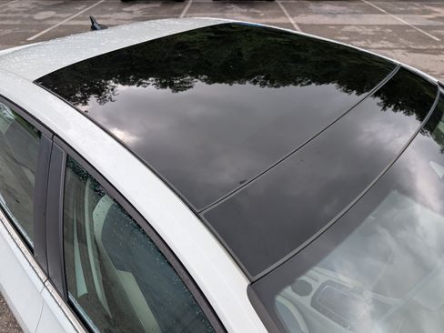 Used 2025 Volkswagen Jetta SE w/ Sunroof Package FWD image 14